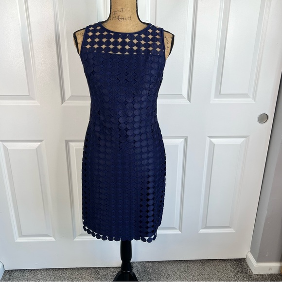 Sz 4 Lauren Ralph Lauren Polka Dot Lace Overlay Sheath Dress NWOT $170 MSRP - Picture 3 of 10
